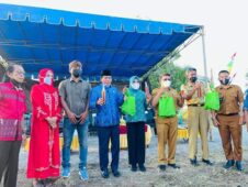 Gubernur Siap Bantu Pasarkan Madu Kelulut Melalui Dinas Pariwisata