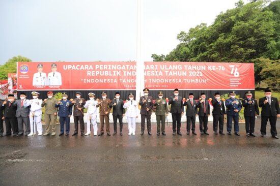 Upacara Peringatan Hari Kemerdekaan Berlangsung Khidmat