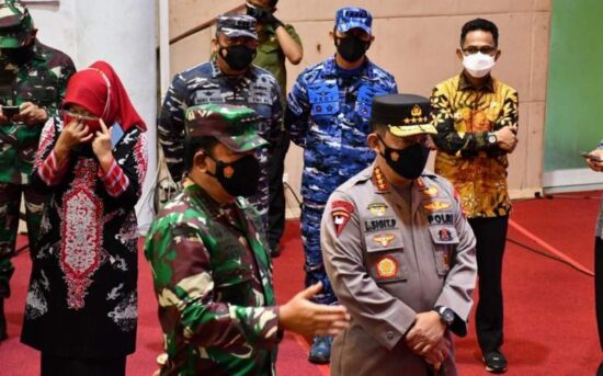 Panglima TNI dan Kapolri Tinjau Serbuan Vaksin, Dan Tekan Angka Covid-19 Di Kaltim