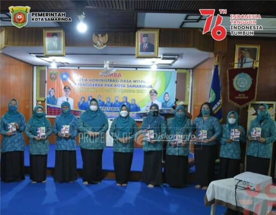 Buka Lomba Administrasi Dasawisma, Ketua TP PKK Samarinda Himbau Satu RT Dua Kelompok Dasawisma