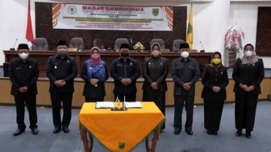 Dewan Setujui 3 Raperda Menjadi Perda, Bupati Akan Jalankan Program Yang Masuk RPJMD