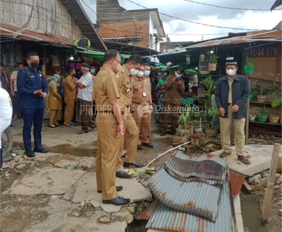 Wali Kota Tata Kebersihan Pasar dan Segera Bangun TPS 3R di Segiri