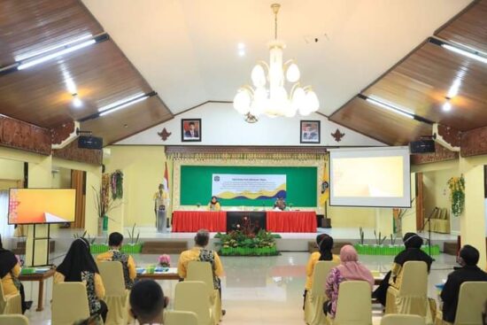 Walikota Buka Acara Advokasi dan Kebijakan Pendamping Pengarusutamaan Gender