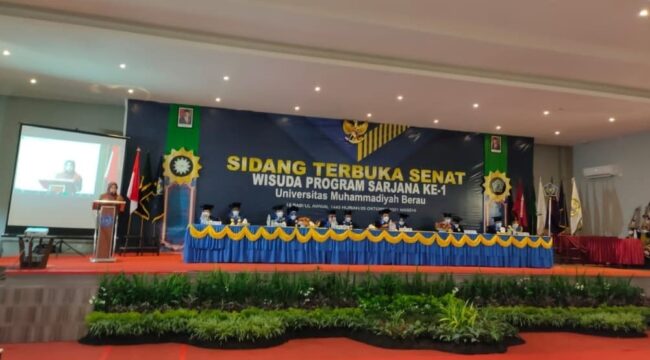 Bupati Berau Menghadiri Wisuda Mahasiswa Universitas Muhammadiyah Berau Angkatan Pertama