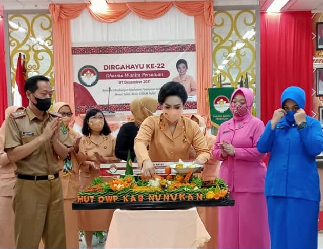 Wakili Bupati Nunukan, Sekda Serfianus Hadiri HUT Dharma Wanita Persatuan Ke-22 Kab. Nunukan