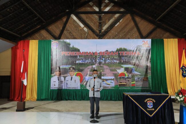WALIKOTA RESMIKAN 4 TAMAN BERMAIN RAMAH ANAK