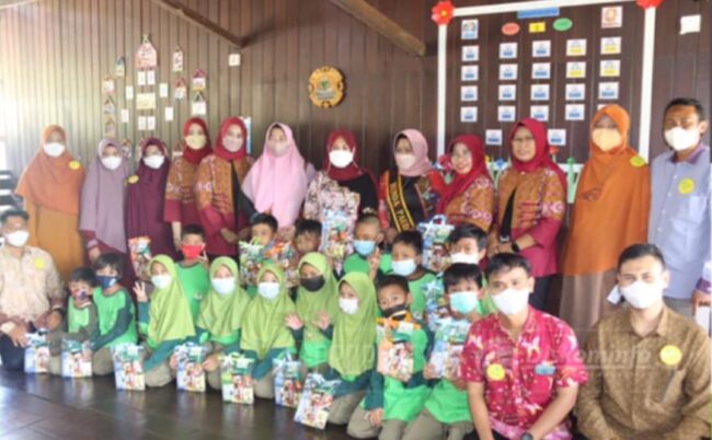 Herli Warsita Apresiasi Konsep Pendidikan di SD Alam