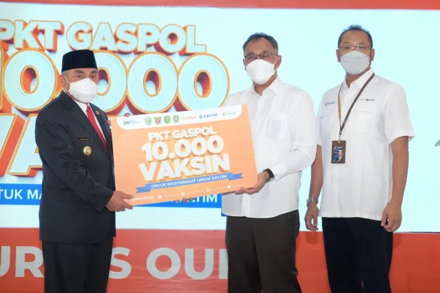 Vaksinasi Massal “PKT Gaspol 10.000 Vaksin” bagi Masyarakat Kaltim