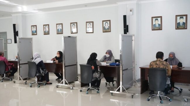 Calon PNS Berprestasi Kaltim Ikuti Tes Wawancara dan Kesehatan