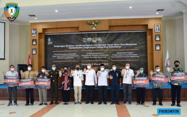 Bupati Wempi Hadiri Perjanjian Kerjasama Bersama Kementerian Lingkungan Hidup Dan Kehutanan Di Malinau