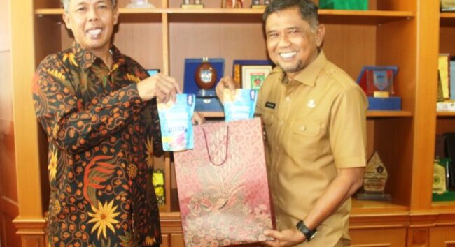 Terima Kunjungan Kerja, Hamdam Sebut Pemkot Palu Tidak Asing Bagi PPU
