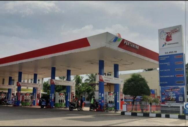 RESMI NAIK, HARGA BBM HARI INI DI 34 PROVINSI