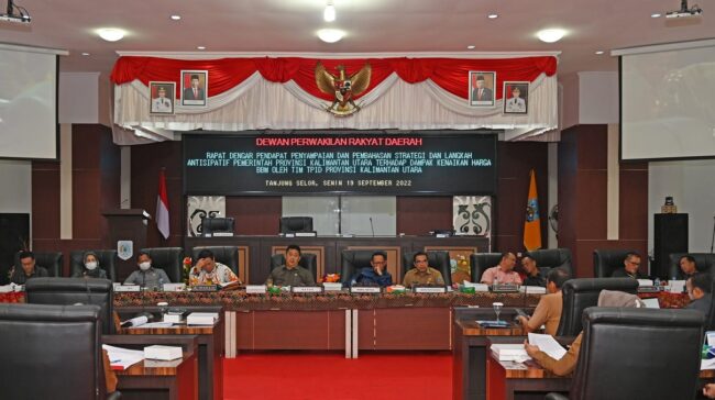 Rapat Dengar Pendapat DPRD Kaltara dan Pemprov Tentang Dampak Kenaikan BBM  