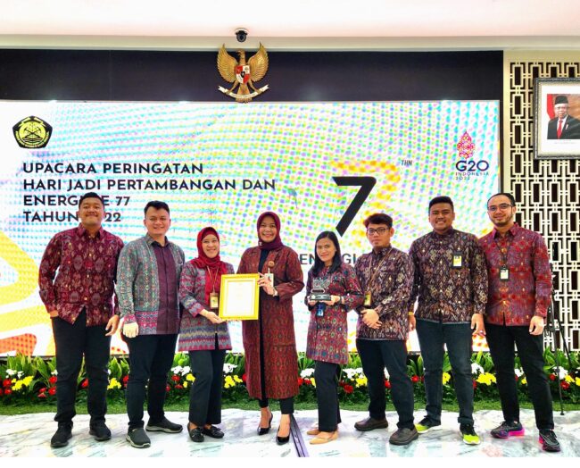 Perwira Kilang Pertamina Plaju Sabet Penghargaan Dharma Karya Muda Dari Kementerian ESDM Usai Inovasikan Produk Andalan