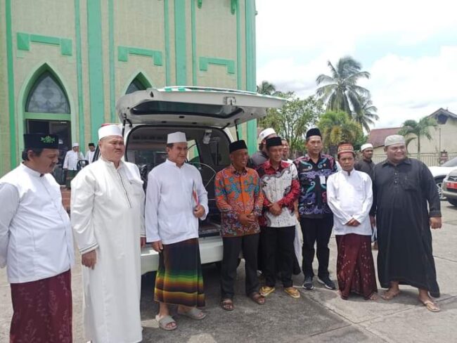 Masjid Jami Habib Ahmad Al Kaf Dapat Bantuan Mobil Jenazah