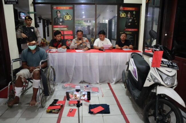 Tega Membunuh dan Membakar Sang Kekasih