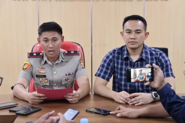 Polisi Ringkus Pembunuh Pria di Tepian Bandara Kalimarau