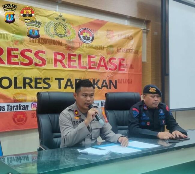 Jumpa Pers, Polres Tarakan Amankan Pelaku Pengancaman