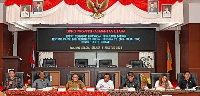 Rapat Pembahasan Raperda Tentang Pajak dan Retribusi Daerah
