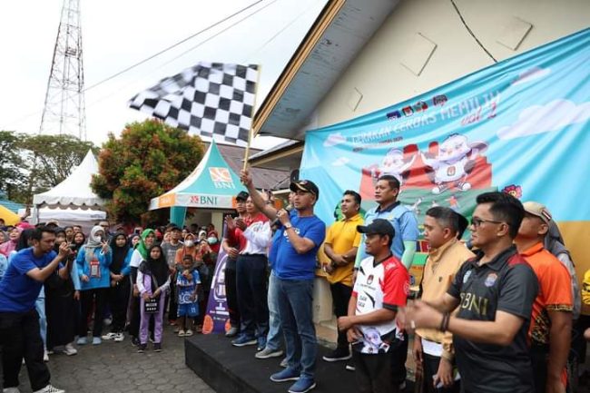 Walikota Lepas Jalan Sehat, Nuansa Pesta Demokrasi Pemilu Berkualitas