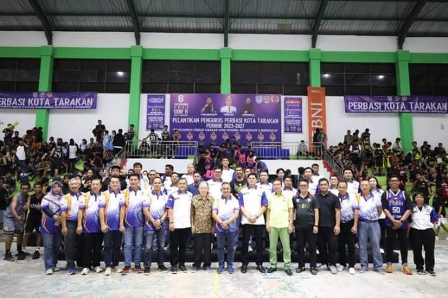 Walikota Hadiri Pelantikan PERBASI Kota Tarakan Dan Membuka Langsung Pertandingan Bola Basket 