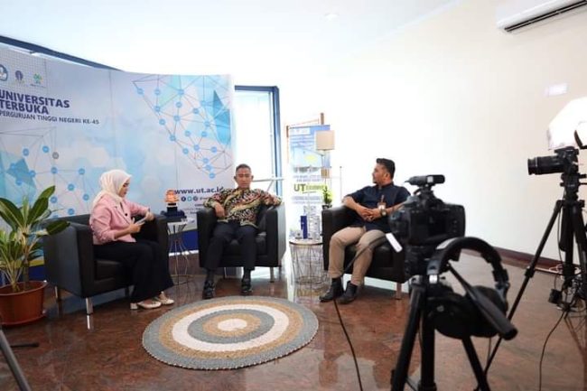 Walikota Jadi Narasumber Talk show 