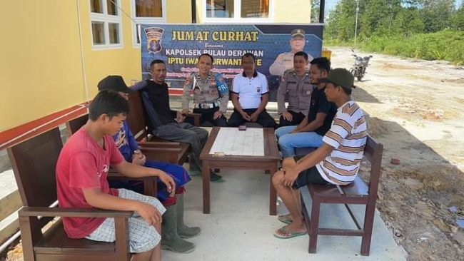 Jumat Curhat Polsek Pulau Derawan: Sinergi Kepolisian dan Masyarakat Ciptakan Lingkungan Aman
