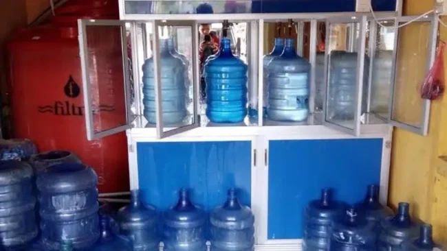 Air Galon Isi Ulang Sudah Menjadi Kebutuhan Sehari-hari di Rumah Tangga dan Perkantoran