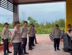 Wujud Apresiasi, Kapolsek Pulau Derawan Berikan Reward kepada Personil Berprestasi