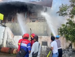 Mess Karyawan dan Unit Alat Berat Terbakar, Kerugian Capai Rp 4 Miliar