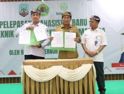 Lepas Calon Mahasiswa Politani Samarinda, Gubernur Pesan Bangun Pertanian Kaltara