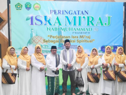 Sholat Bukan Hanya Ritual tapi juga Sarana Membina Ahlak dan Disiplin