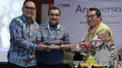 Peringatan HUT ke-9 SMSI di Jakarta Berlangsung Khidmat, Prosesi Pemotongan Tumpeng Jadi Momentum Kebersamaan