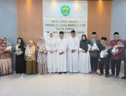 Gubernur Kaltim Awali Silaturahmi Idulfitri dengan Kunjungi Lansia di Panti Sosial