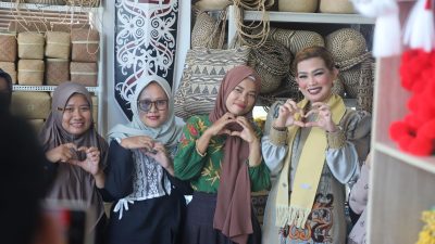 Dekranasda Kaltim Perkuat Pembinaan Perajin, Hj. Syarifah Suraidah Kunjungi Pelaku Usaha Kriya