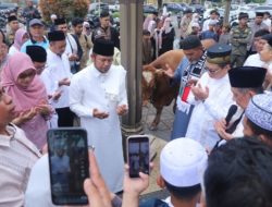 Gubernur Harum Serahkan Sapi Kurban Presiden Prabowo di Islamic Center Samarinda