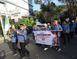 Kafilah Kaltim Semarakkan Pawai Defile Jelang Pembukaan MTQ VIII KORPRI Nasional 2026