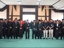 150 PNS Pemkab Terima Penghargaan Satya Lencana Karya Satya 