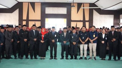 150 PNS Pemkab Terima Penghargaan Satya Lencana Karya Satya 