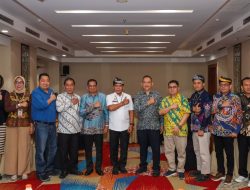 Perkuat Konektivitas dan Logistik, Gubernur Bahas Tindaklanjut Pembangunan Jaringan Kereta Api
